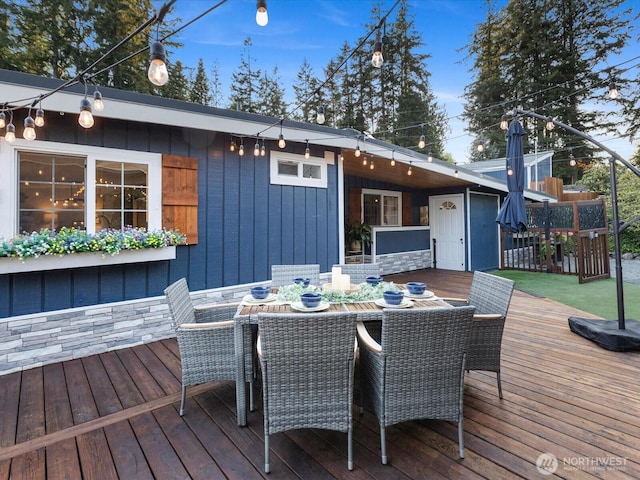 31707 W Lake Ketchum Rd, Stanwood, WA 98292 - deck with outdoor dining area