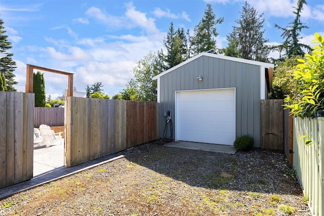 2921 Ellis St, Bellingham, WA 98225 - detached garage with dirt driveway