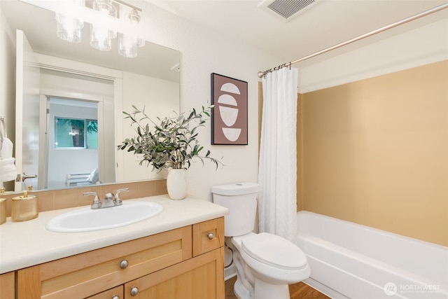 9805 Avondale Rd NE Unit M139, Redmond, WA 98052 - bathroom featuring vanity, toilet, and shower / tub combo