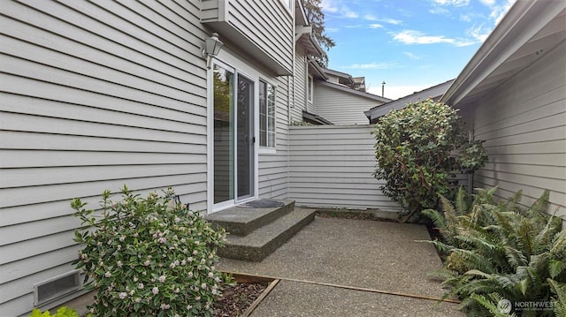 11405 SE 65th St, Bellevue, WA 98006 - view of patio / terrace
