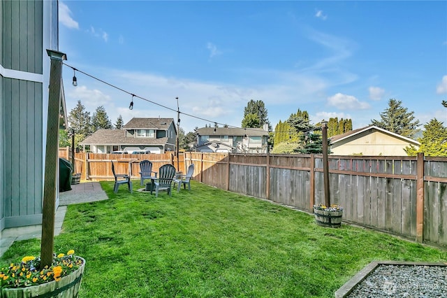 404 Jewell St, Enumclaw, WA 98022 - view of yard featuring a residential view