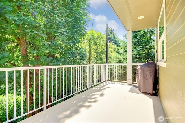 20208 81st Pl NE, Kenmore, WA 98028 - view of balcony