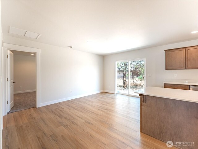 10 Salmon Dr, Wenatchee, WA 98801 - unfurnished living room with light wood-style floors and baseboards