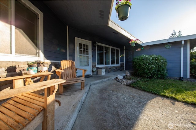 204 76th St SE, Everett, WA 98203 - view of covered porch