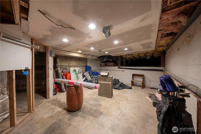 204 76th St SE, Everett, WA 98203 - unfinished basement with recessed lighting