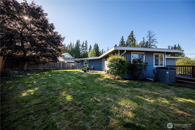 204 76th St SE, Everett, WA 98203 - view of yard with central air condition unit