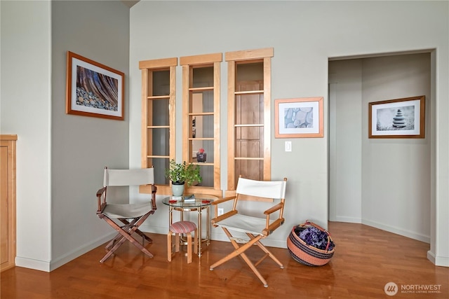 1257 Canterbury Ln, Oak Harbor, WA 98277 - sitting room featuring wood finished floors and baseboards