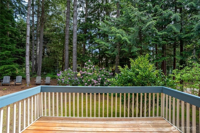 6579 Gleneagle Ave SW, Port Orchard, WA 98367 - wooden terrace with a yard