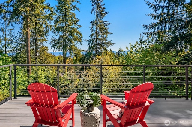 4906 157th Ave SE, Bellevue, WA 98006 - view of wooden deck