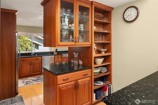 4906 157th Ave SE, Bellevue, WA 98006 - bar area featuring appliances with stainless steel finishes, light wood finished floors, and a sink