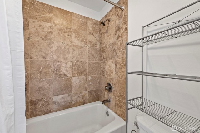7301 NE 155th St, Kenmore, WA 98028 - full bath featuring shower / bathtub combination with curtain and toilet