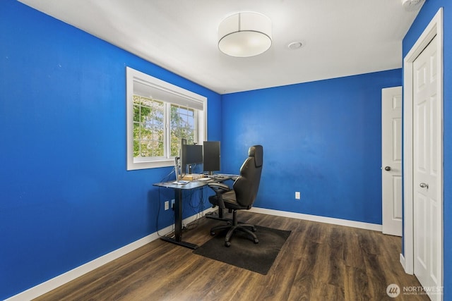 13629 26th Pl W Unit B104, Lynnwood, WA 98087 - office space with wood finished floors and baseboards
