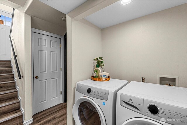 1324 Fairhaven Ave, Wenatchee, WA 98801 - laundry area with separate washer and dryer and dark wood-type flooring