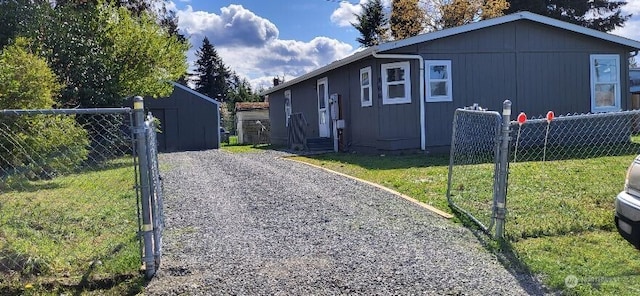 866 112th St S, Parkland, WA 98444 - view of front of property featuring gravel driveway