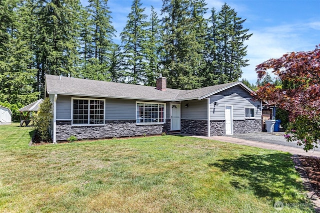 15412 SE 304th Pl, Kent, WA 98042 - single story home featuring stone siding, a chimney, and a front yard