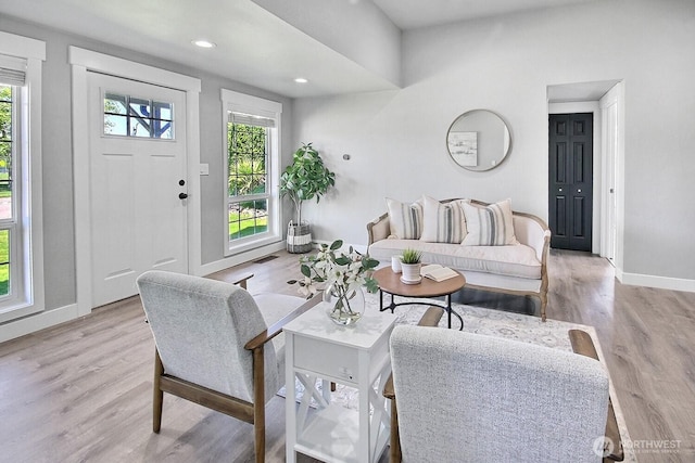 1630 Hillcrest Ave, Enumclaw, WA 98022 - living area featuring plenty of natural light, baseboards, light wood finished floors, and recessed lighting