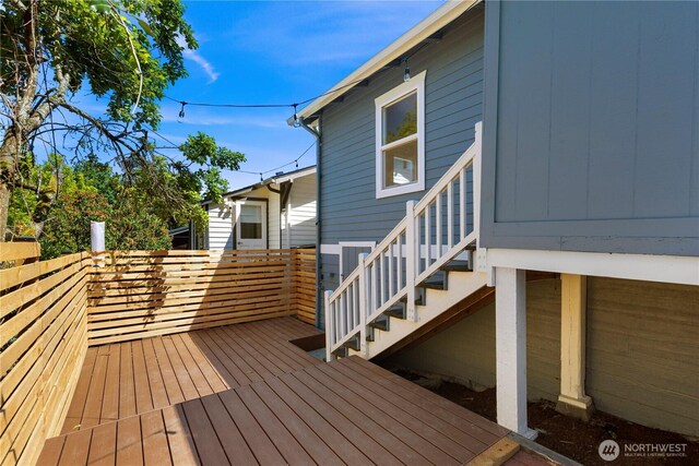 2614 E Olive St, Seattle, WA 98122 - view of deck