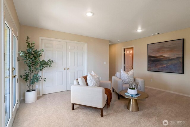1653 204th Ave NE, Sammamish, WA 98074 - living area with carpet floors, baseboards, and recessed lighting