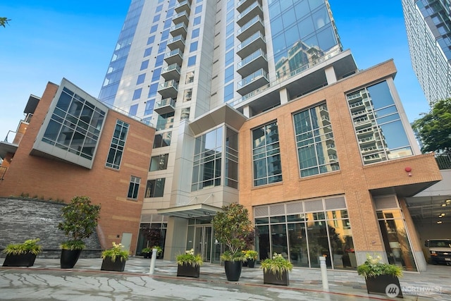 10650 NE 9th Pl Unit 3210, Bellevue, WA 98004 - view of apartment building / complex