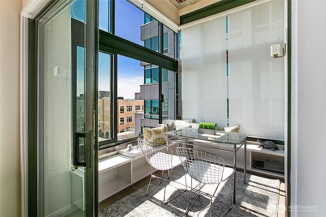 2021 1st Ave Unit G4, Seattle, WA 98121 - view of balcony