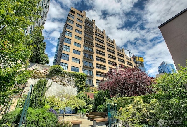 2021 1st Ave Unit G4, Seattle, WA 98121 - view of building exterior