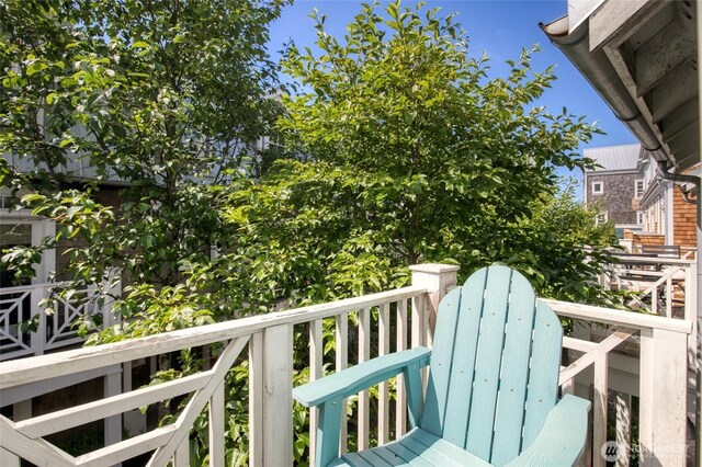 38 W Myrtle Ln, Pacific Beach, WA 98571 - view of balcony