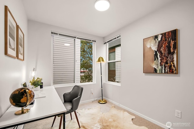 10036B Stone Ave N, Seattle, WA 98133 - office space with baseboards