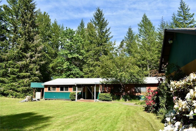 847 Cannon Rd, Packwood, WA 98361 - view of front facade with a front lawn