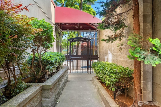 1711 E Olive Way Unit 519, Seattle, WA 98102 - entrance to property with a gate