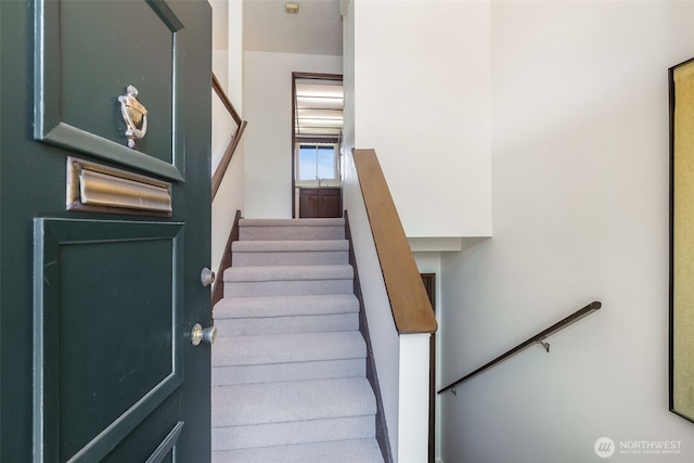 5228 56th Ave S, Seattle, WA 98118 - view of stairway