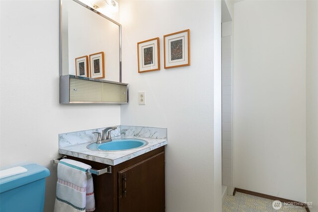 5228 56th Ave S, Seattle, WA 98118 - full bath with toilet, vanity, and a shower