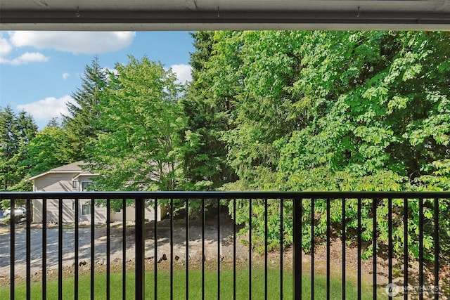 12515 NE 116th St Unit B23, Kirkland, WA 98034 - view of balcony