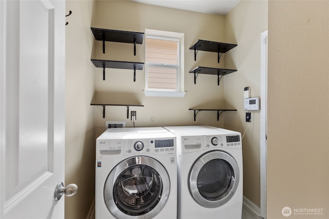 111 170th St SE, Bothell, WA 98012 - laundry room with washer and dryer