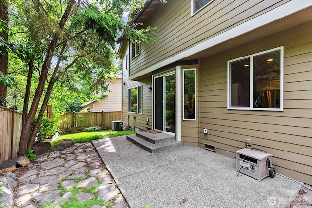 111 170th St SE, Bothell, WA 98012 - fenced backyard with a patio area