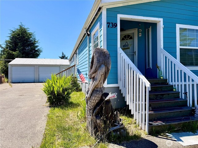 739 Park Ave NE, Ocean Shores, WA 98569 - photo 1