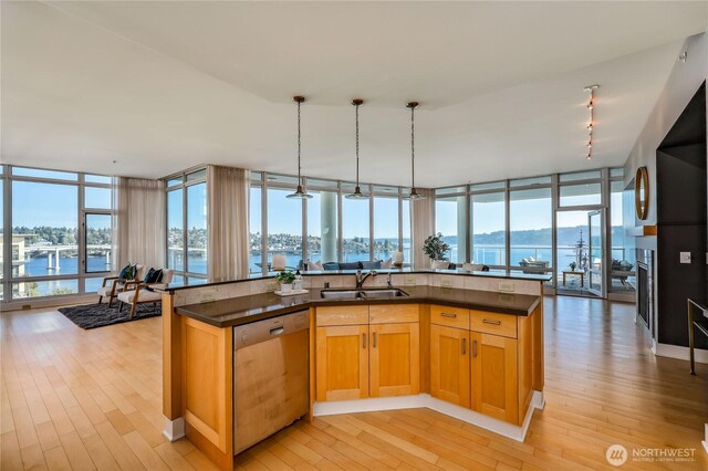 320 Washington Ave Unit 604, Bremerton, WA 98337 - photo 8
