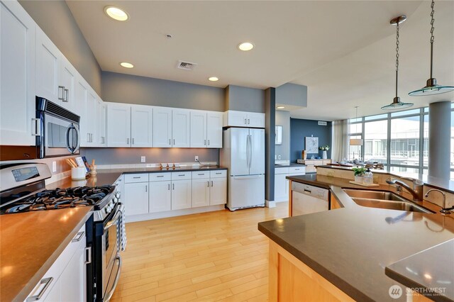 320 Washington Ave Unit 604, Bremerton, WA 98337 - photo 9