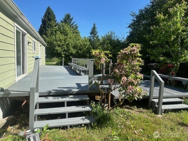 3722 Delphi Rd SW, Olympia, WA 98572 - view of wooden terrace