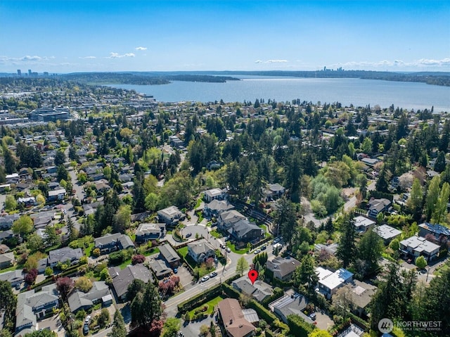 412 15th Ave, Kirkland, WA 98033 - aerial view of property and surrounding area featuring a nearby body of water