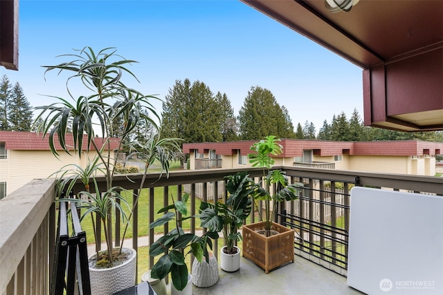 512 141st Ave SE Unit 55, Bellevue, WA 98007 - view of balcony