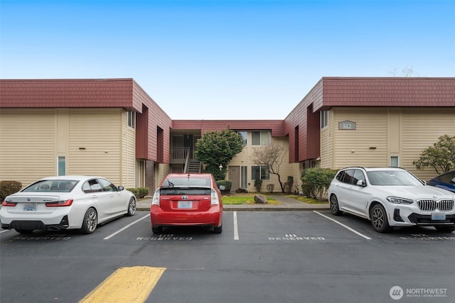 512 141st Ave SE Unit 55, Bellevue, WA 98007 - view of property featuring uncovered parking