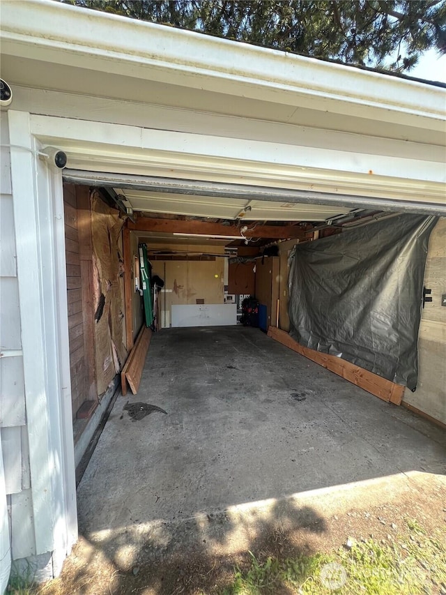 908 Washington Ave N, Long Beach, WA 98631 - view of garage