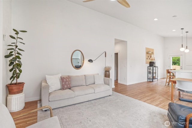 201 SE Alder St, Winlock, WA 98596 - living area with light wood-style flooring, baseboards, a ceiling fan, and recessed lighting