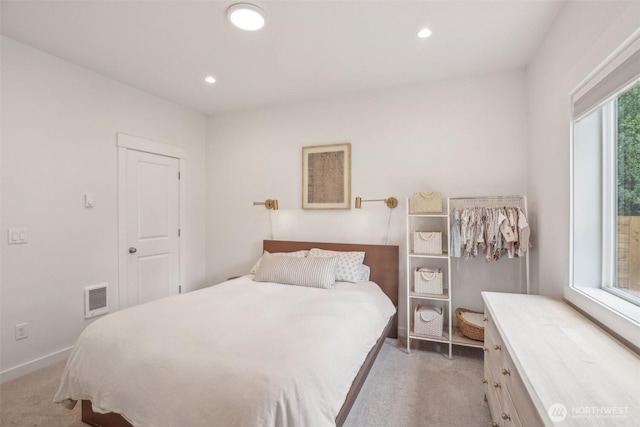 201 SE Alder St, Winlock, WA 98596 - bedroom featuring carpet floors, recessed lighting, and baseboards