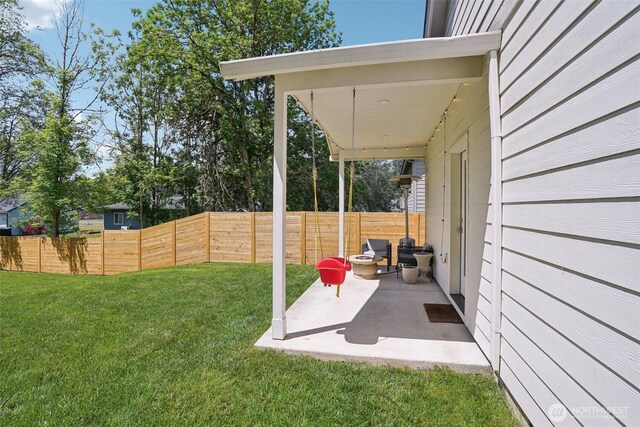 201 SE Alder St, Winlock, WA 98596 - view of yard featuring a patio area