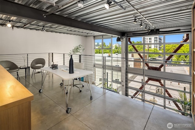 1310 E Union St Unit 401, Seattle, WA 98122 - office space featuring concrete floors