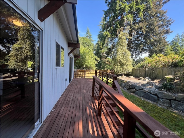 12509 SE 48th Pl, Bellevue, WA 98006 - view of wooden terrace