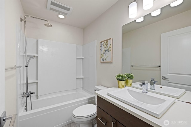 684 SW 100th St, Seattle, WA 98106 - full bath featuring toilet, vanity, and bathing tub / shower combination