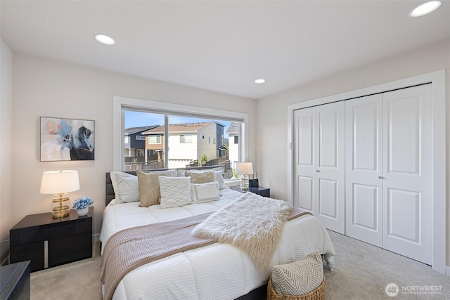 684 SW 100th St, Seattle, WA 98106 - bedroom featuring carpet flooring, a closet, and recessed lighting