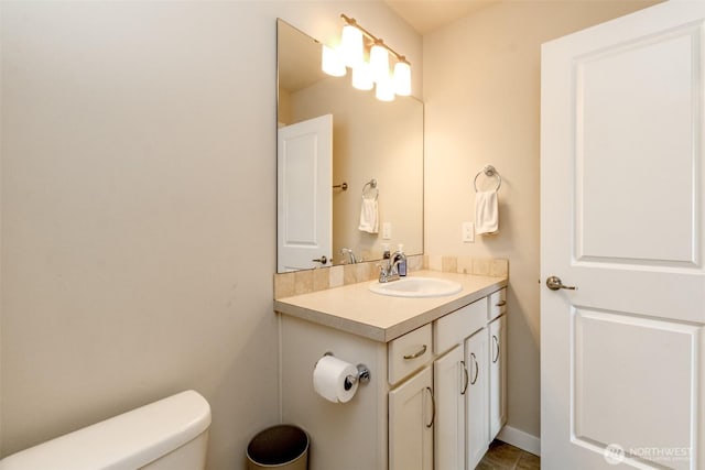 606 Sandalwood Dr SW, Olympia, WA 98502 - half bath featuring vanity and toilet
